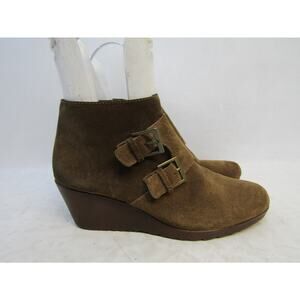 MUNRO Size 7.5 W (Wide Width) Brown Suede Wedge Heel Ankle Boots Booties